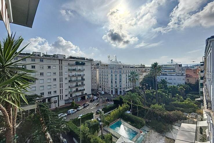 Квартира в Каннах, Франция, 79 м² - фото 1