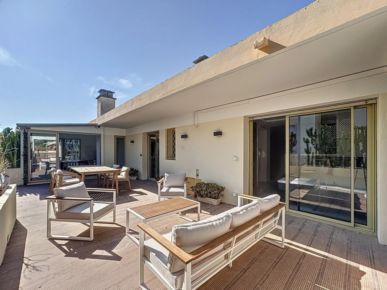 Квартира в Каннах, Франция, 96 м² - фото 1