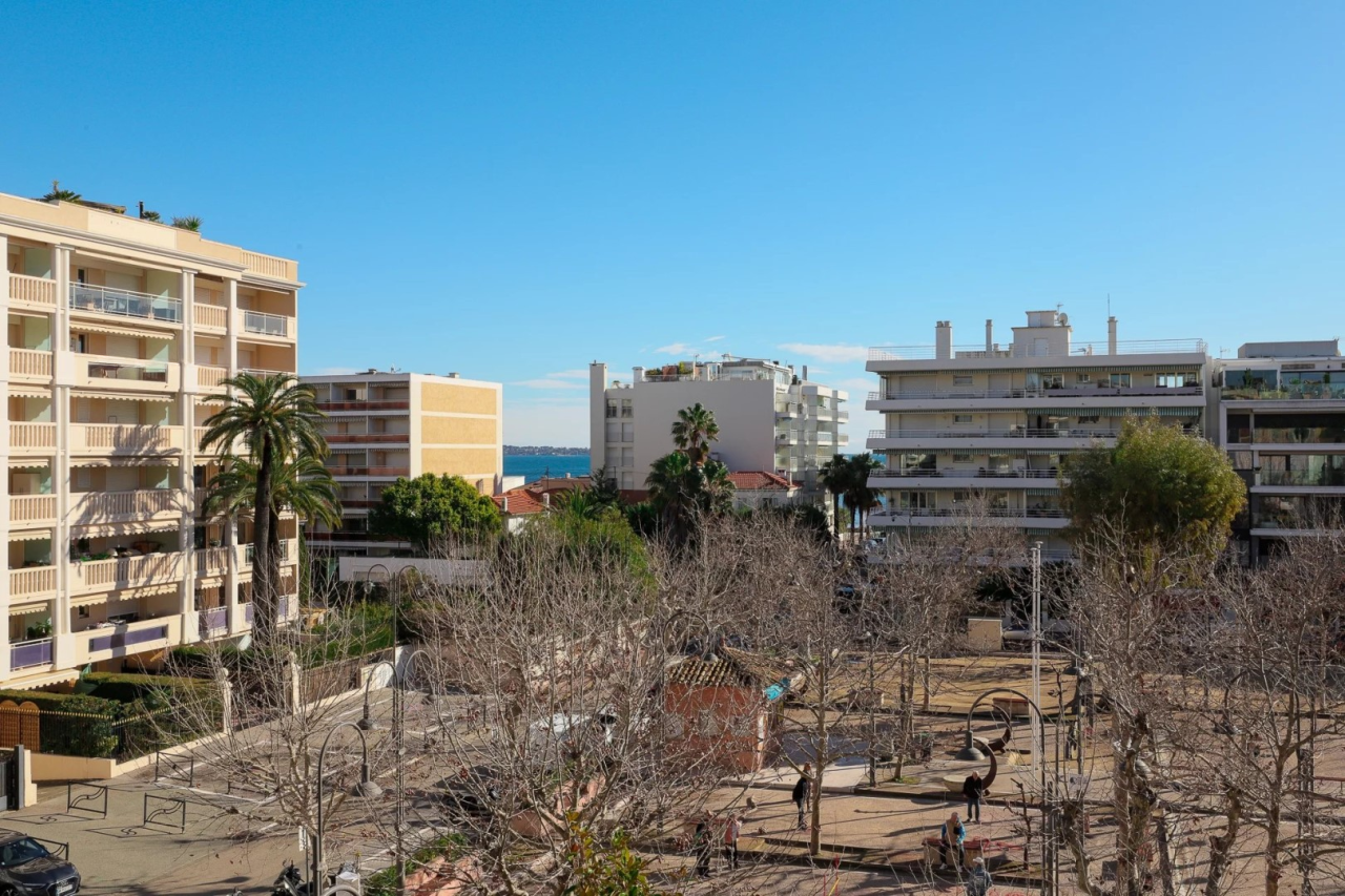 Квартира в Каннах, Франция, 69 м² - фото 2