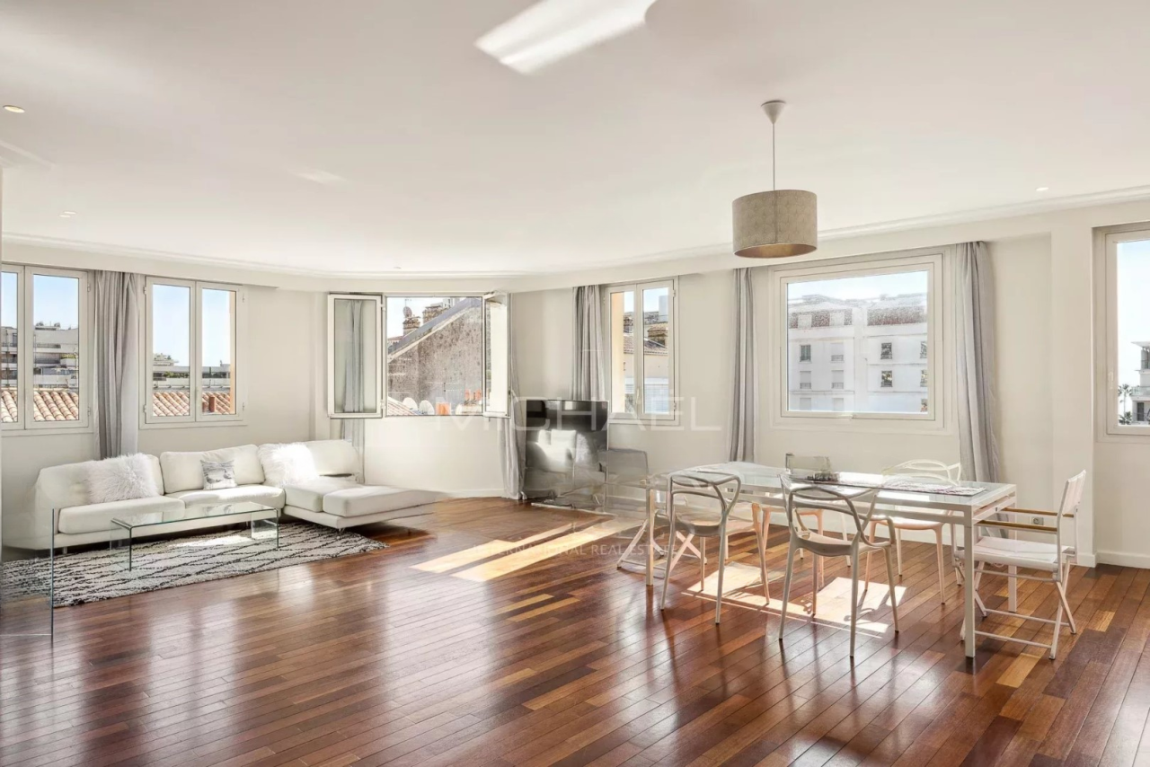 Квартира в Каннах, Франция, 127 м² - фото 2