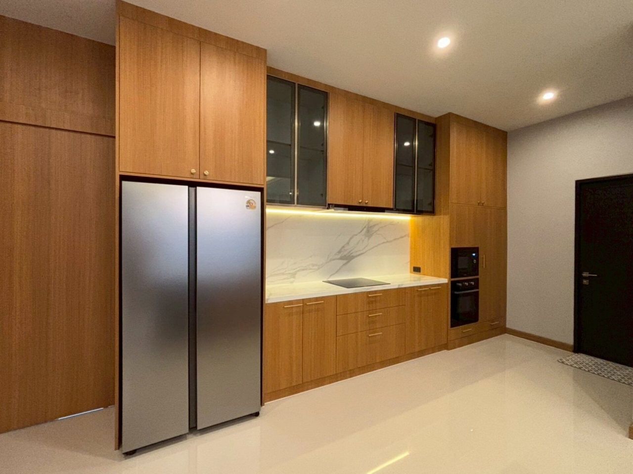 Вилла в Паттайе, Таиланд, 355 м² - фото 18