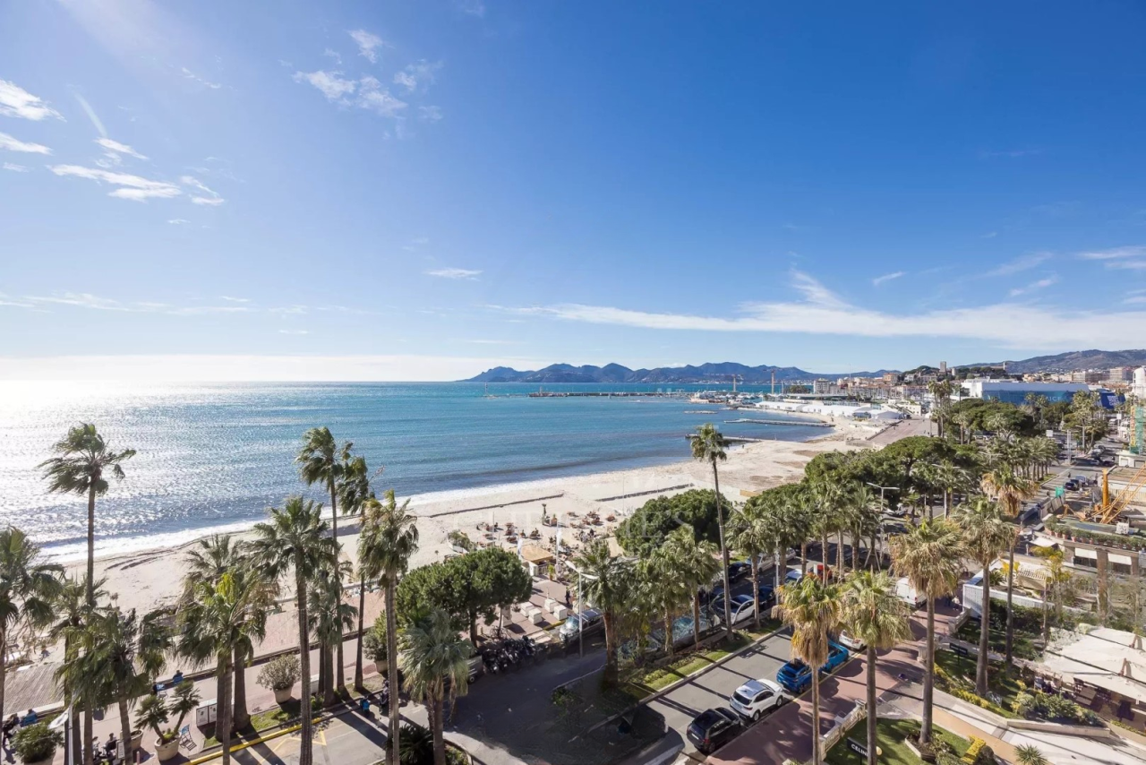 Квартира в Каннах, Франция, 107 м² - фото 2