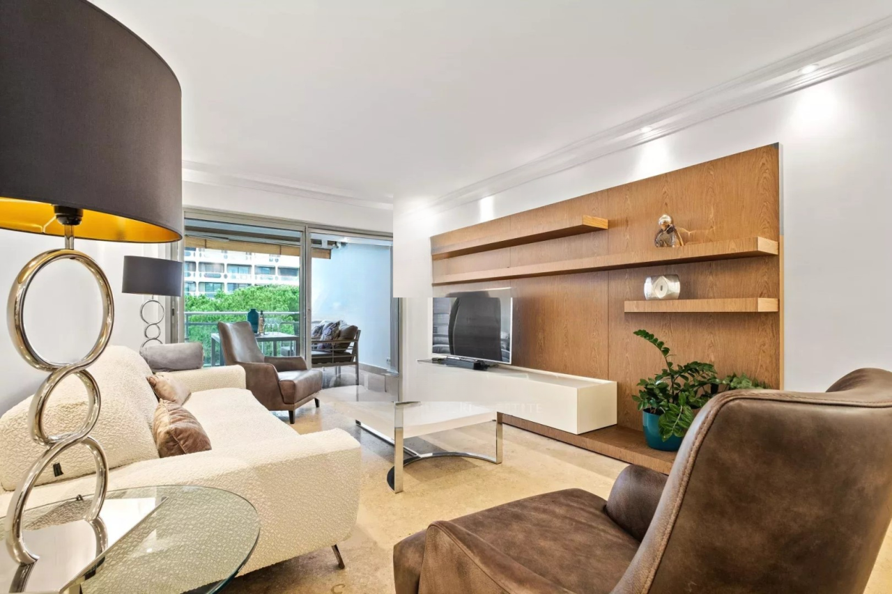 Квартира в Каннах, Франция, 89 м² - фото 2