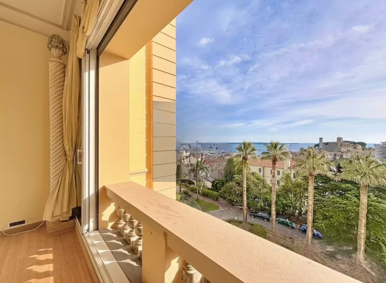 Квартира в Каннах, Франция, 60 м² - фото 2