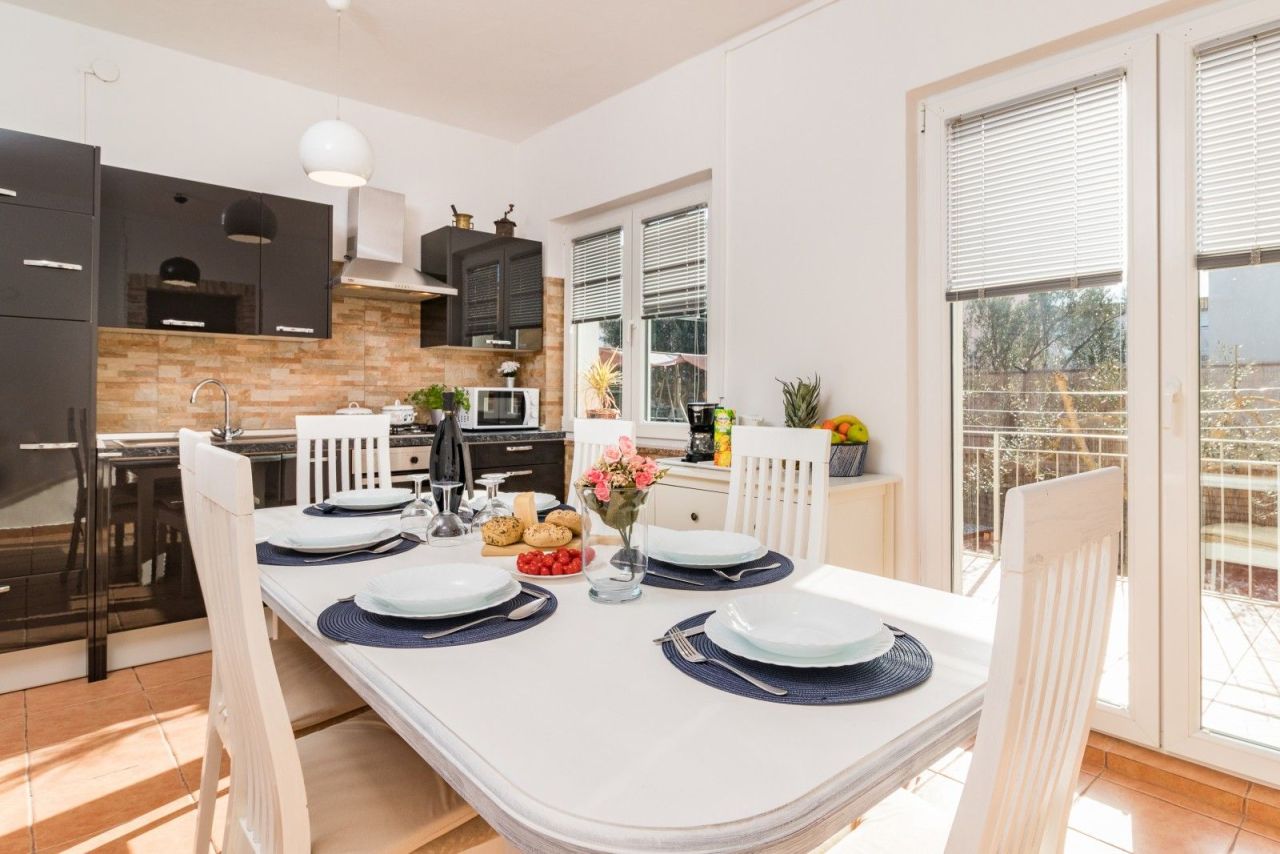 Дом в Помере, Хорватия, 200 м² - фото 1