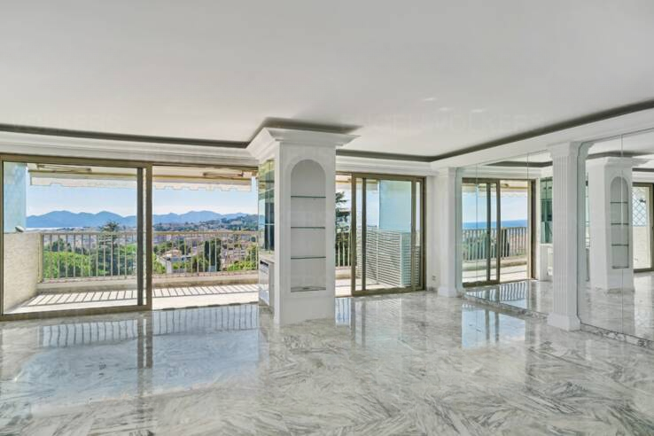 Квартира в Каннах, Франция, 106 м² - фото 2