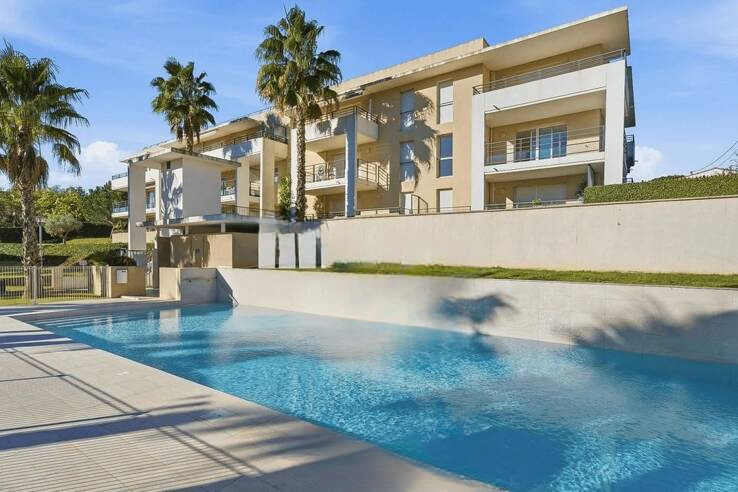 Квартира в Каннах, Франция, 44 м² - фото 2