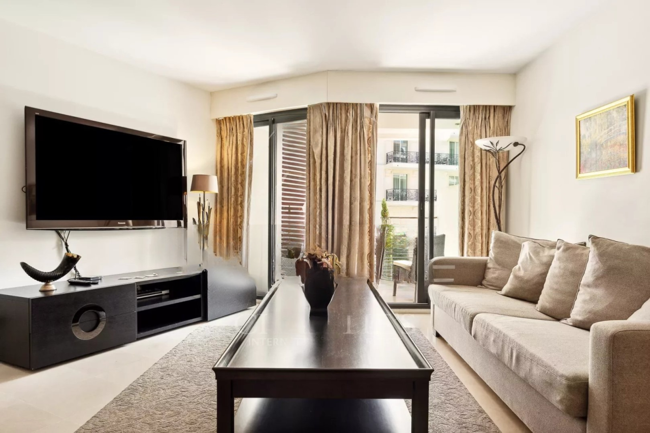 Квартира в Каннах, Франция, 87 м² - фото 4