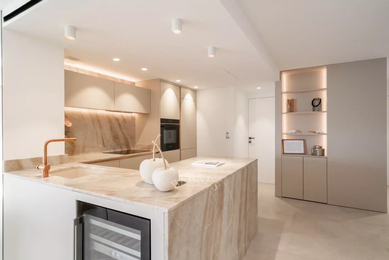 Квартира в Каннах, Франция, 95 м² - фото 4