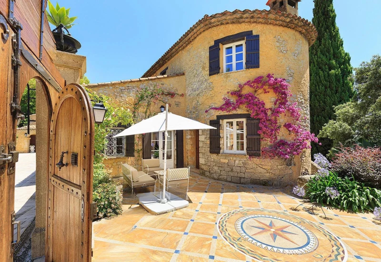 Квартира в Каннах, Франция, 360 м² - фото 4