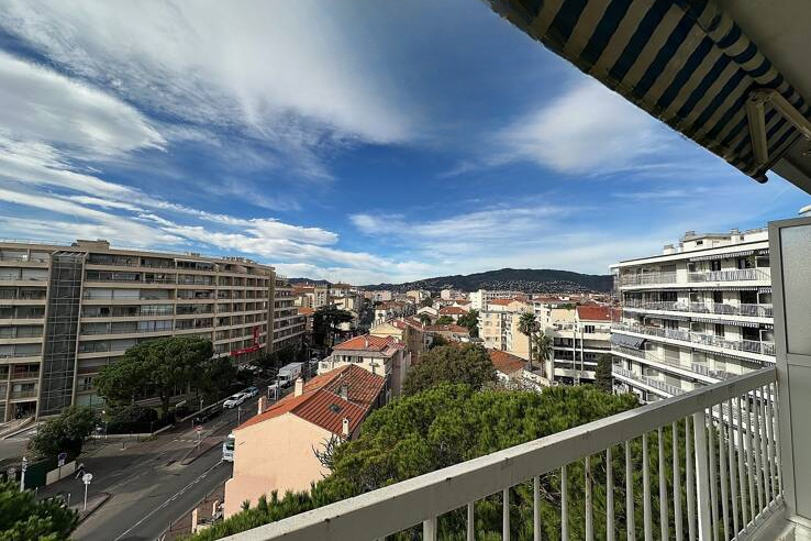 Квартира в Каннах, Франция, 51 м² - фото 2