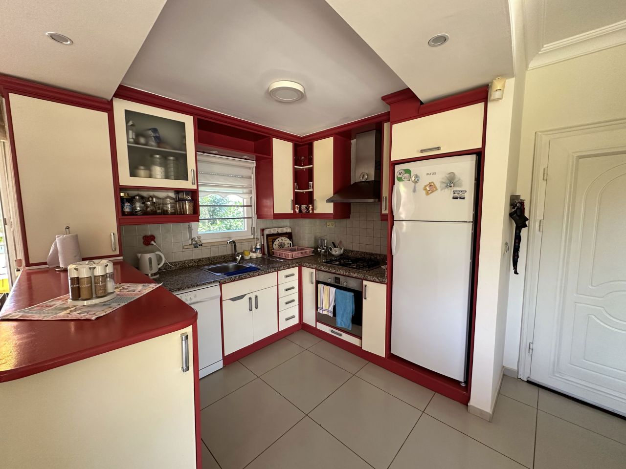 Вилла в Алании, Турция, 300 м² - фото 5