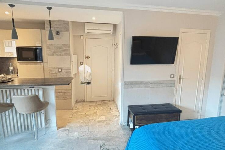 Квартира в Каннах, Франция, 27 м² - фото 3