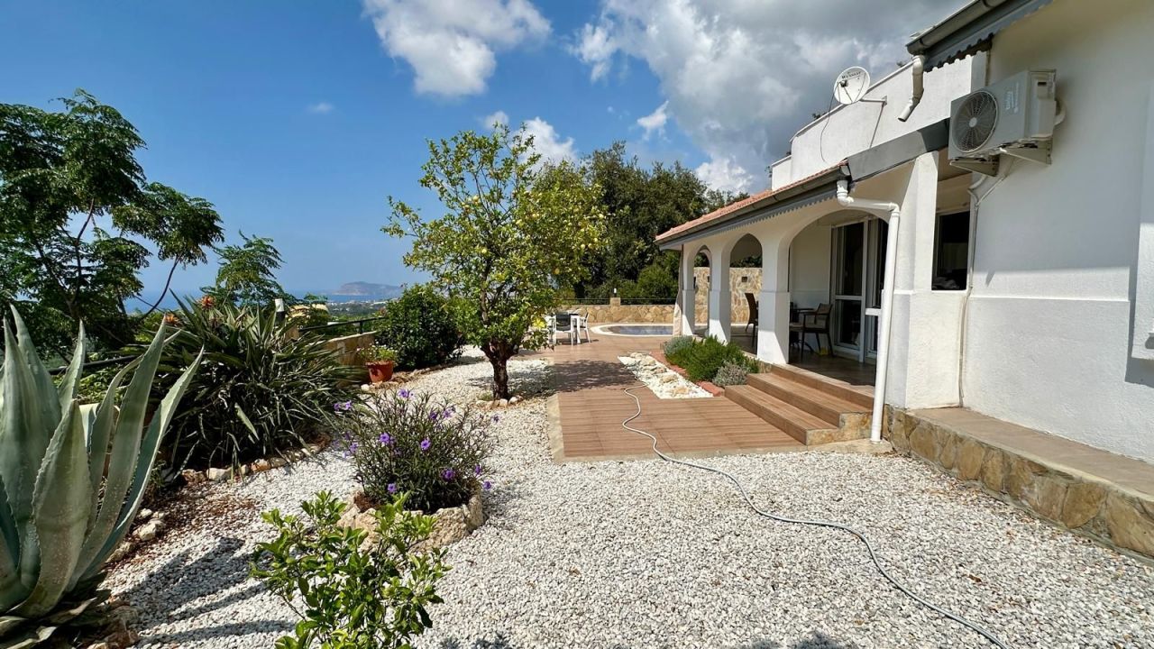 Вилла в Алании, Турция, 220 м² - фото 16