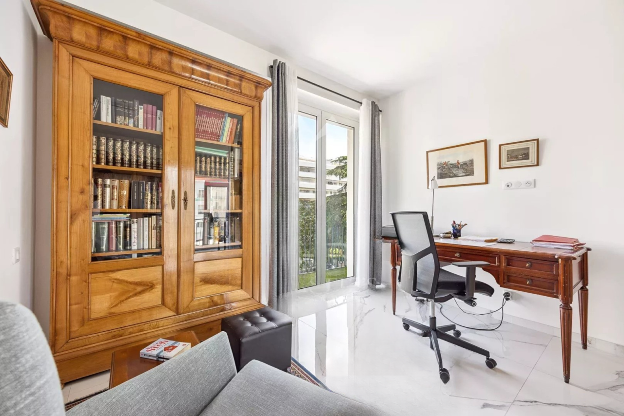 Квартира в Каннах, Франция, 111 м² - фото 9