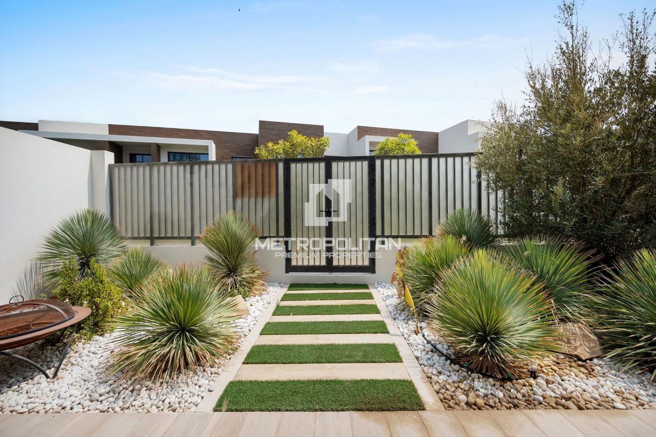 Вилла в Рас-эль-Хайме, ОАЭ, 355 м² - фото 11