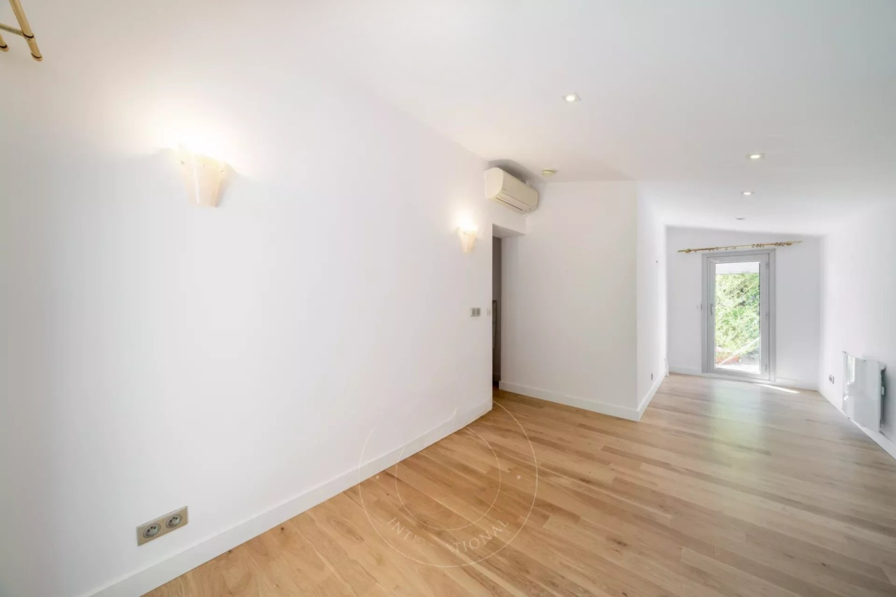 Квартира в Каннах, Франция, 208 м² - фото 17