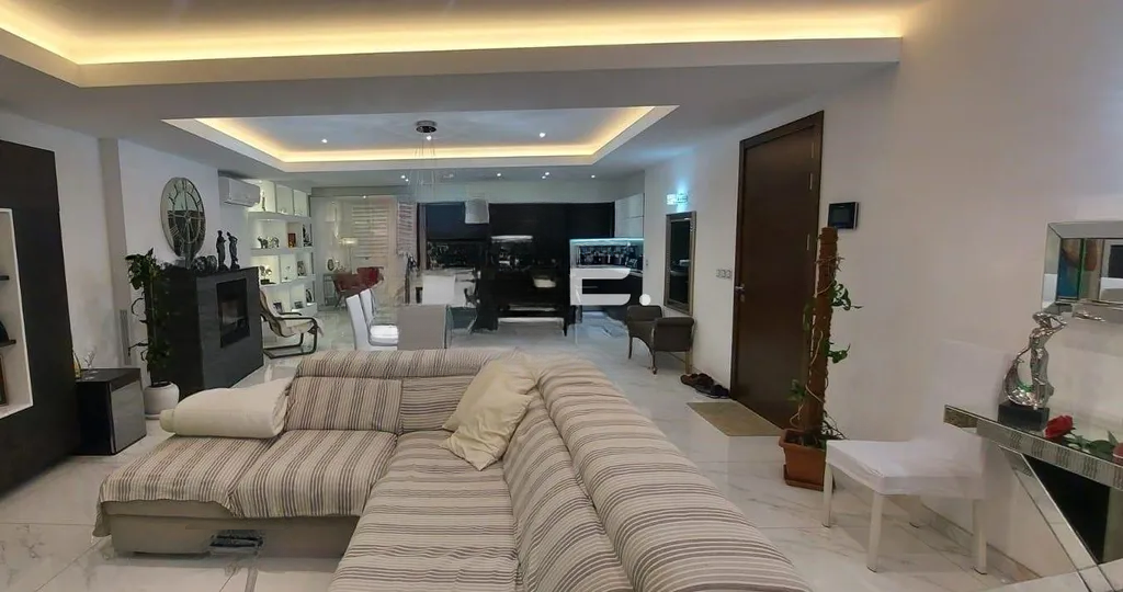 Квартира в Сан-Лоренце, Мальта, 203 м² - фото 1