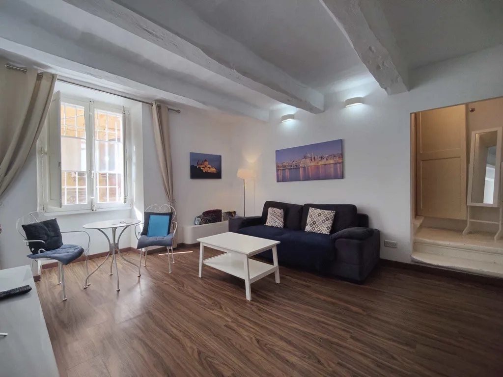 Квартира в Сан-Лоренце, Мальта, 81 м² - фото 1