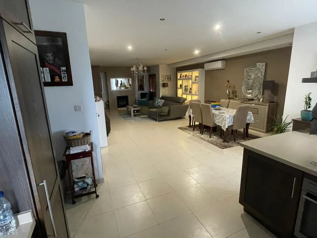 Квартира в Сан-Лоренце, Мальта, 180 м² - фото 10