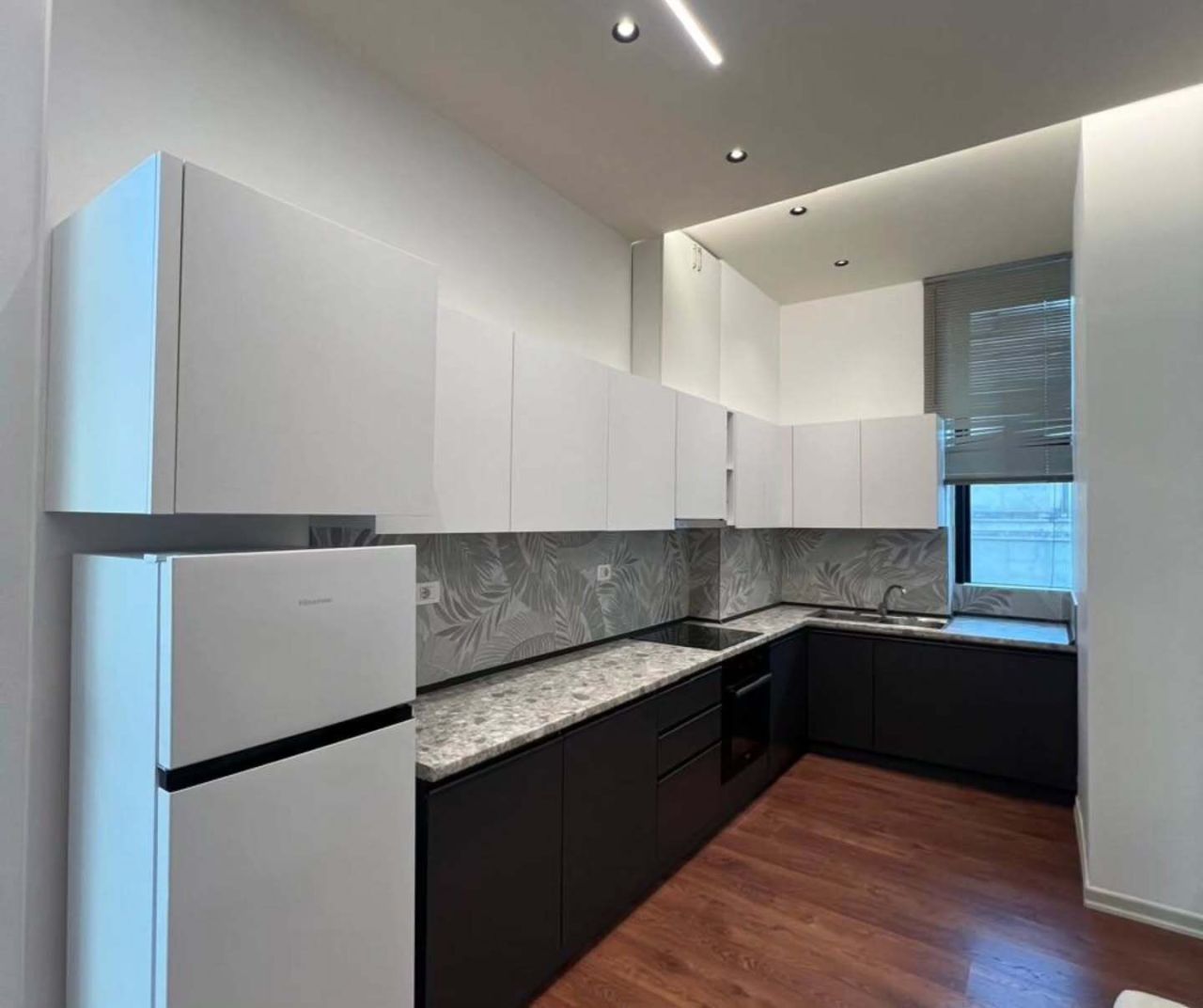 Квартира в Дурресе, Албания, 100 м² - фото 1