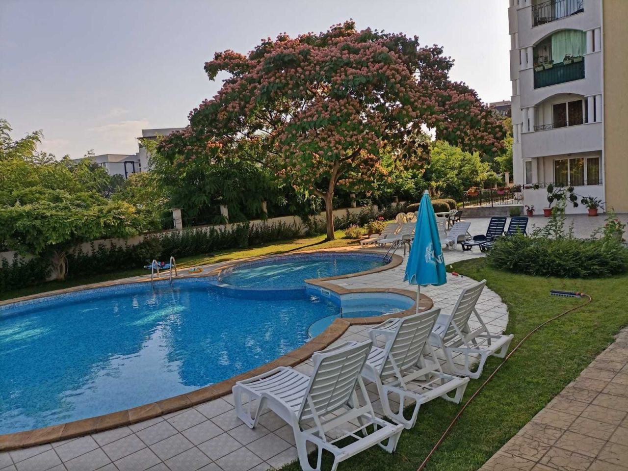 Квартира в Святых Константине и Елене, Болгария, 66 м² - фото 12