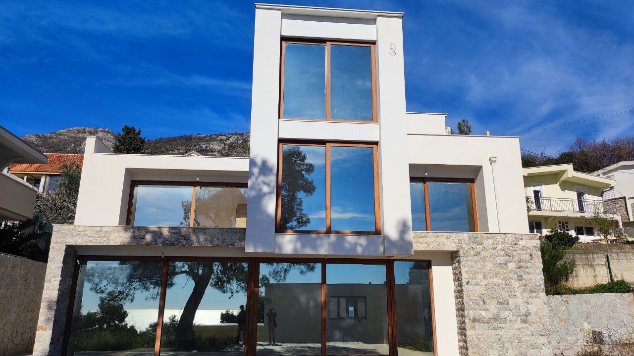 Вилла в Баре, Черногория, 300 м² - фото 2