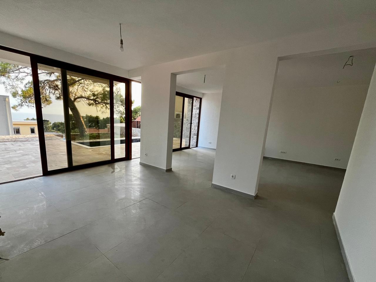 Вилла в Баре, Черногория, 300 м² - фото 11