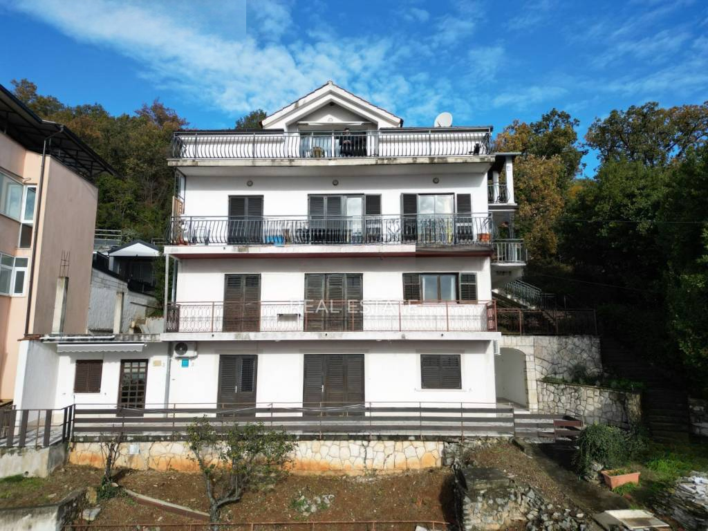 Дом в Опатии, Хорватия, 290 м² - фото 1