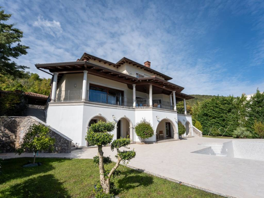 Дом в Опатии, Хорватия, 508 м² - фото 1