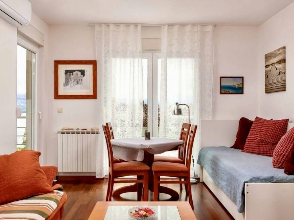 Квартира в Опатии, Хорватия, 49 м² - фото 1