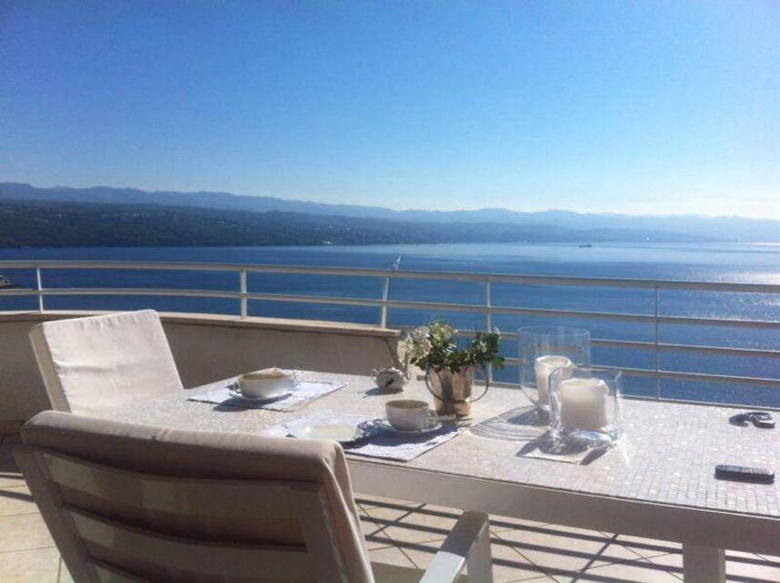 Квартира в Опатии, Хорватия, 280 м² - фото 1