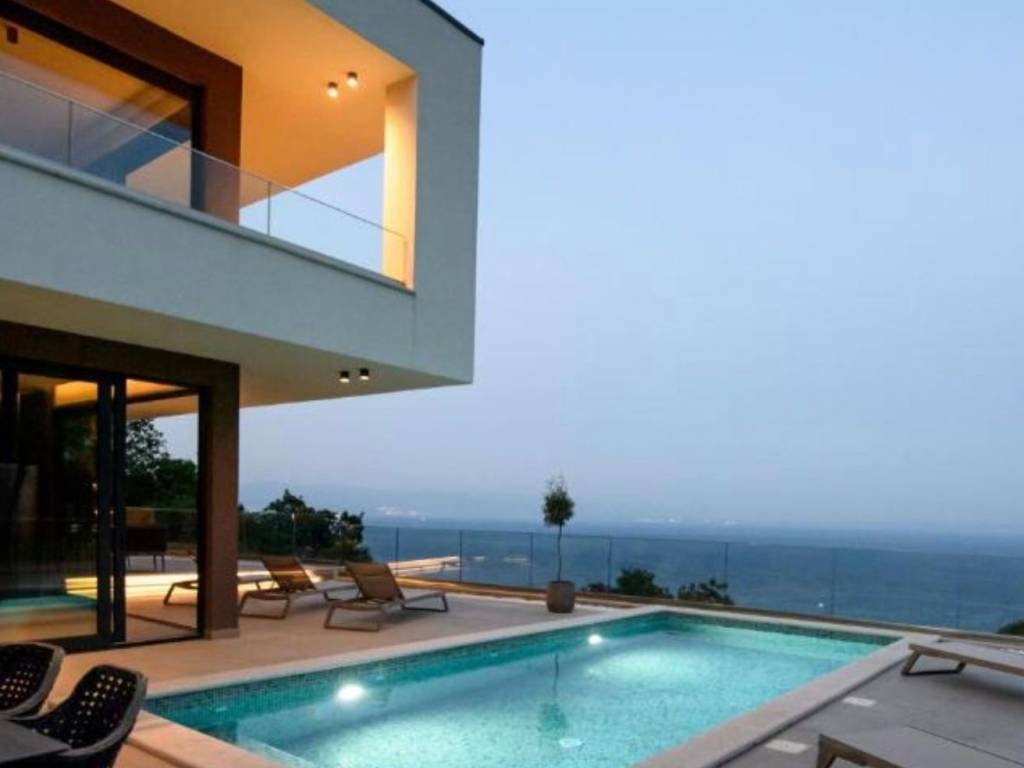 Дом в Опатии, Хорватия, 200 м² - фото 1