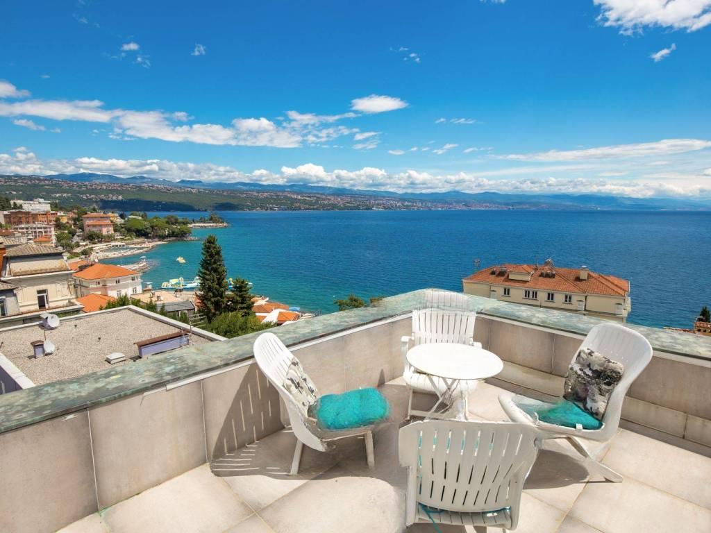 Квартира в Опатии, Хорватия, 122 м² - фото 1