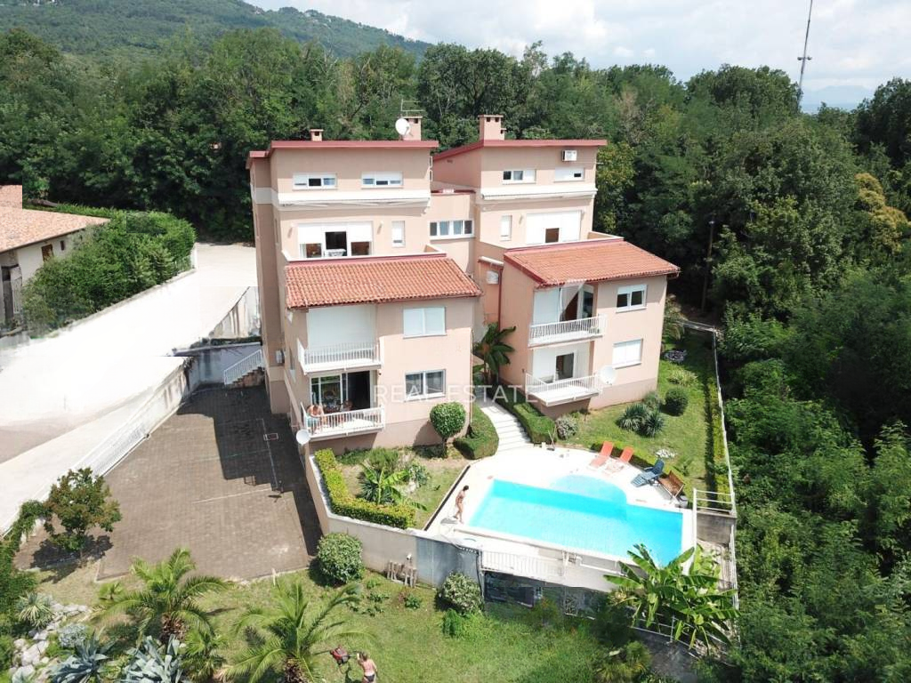 Квартира в Опатии, Хорватия, 100 м² - фото 1