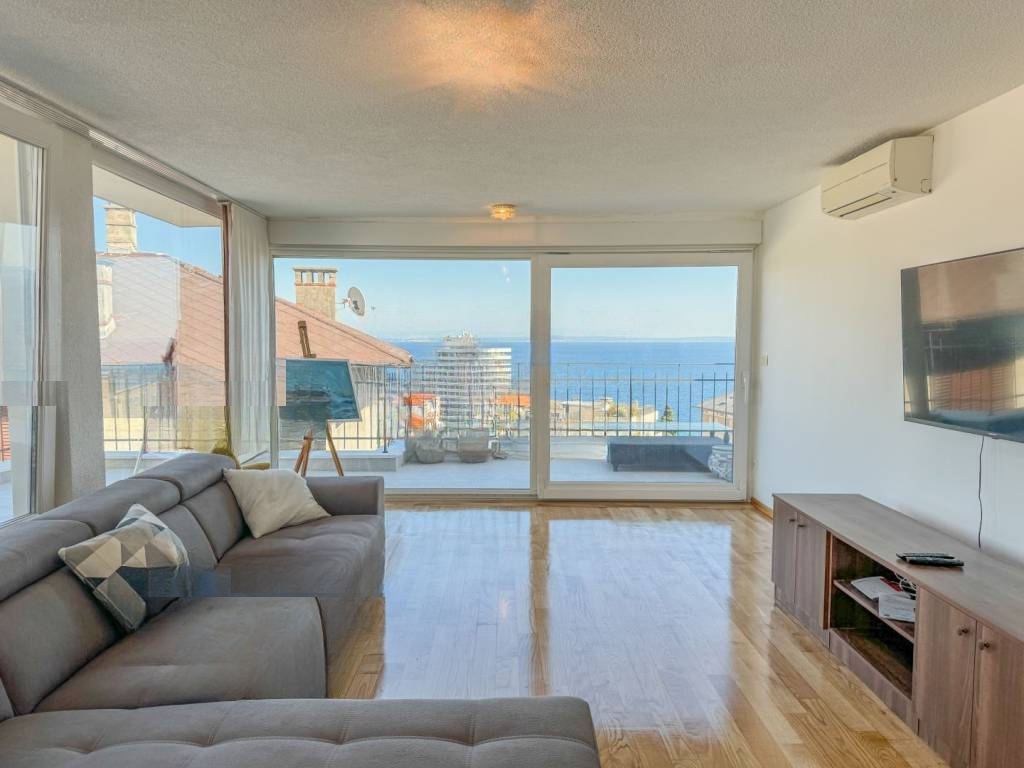 Квартира в Опатии, Хорватия, 200 м² - фото 2