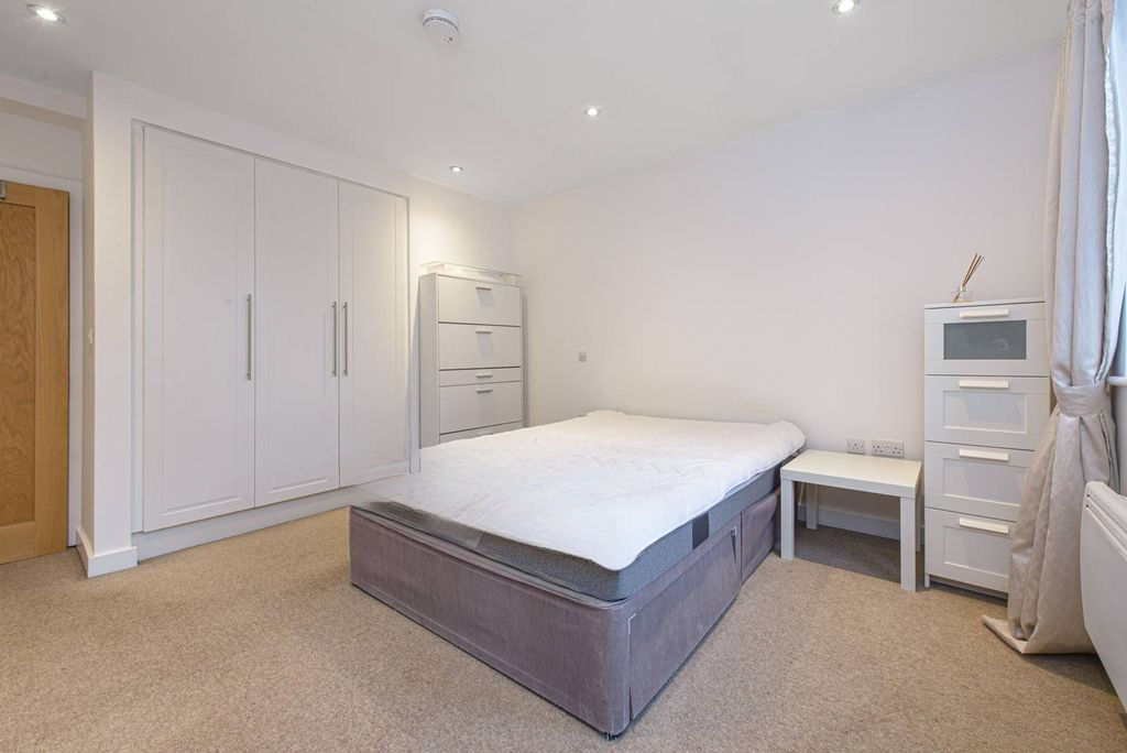 Квартира в Лондоне, Великобритания, 47 м² - фото 2