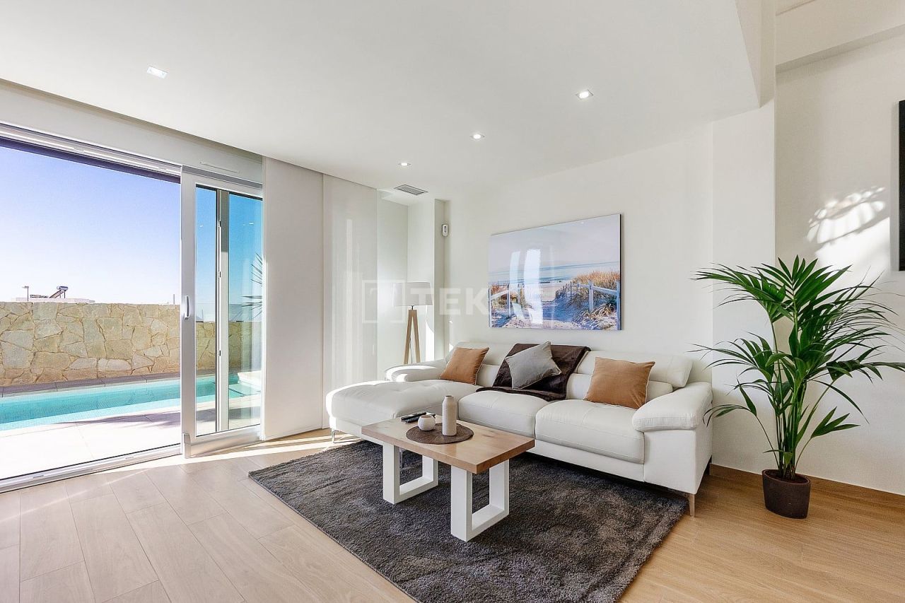 Вилла в Рохалесе, Испания, 118 м² - фото 4