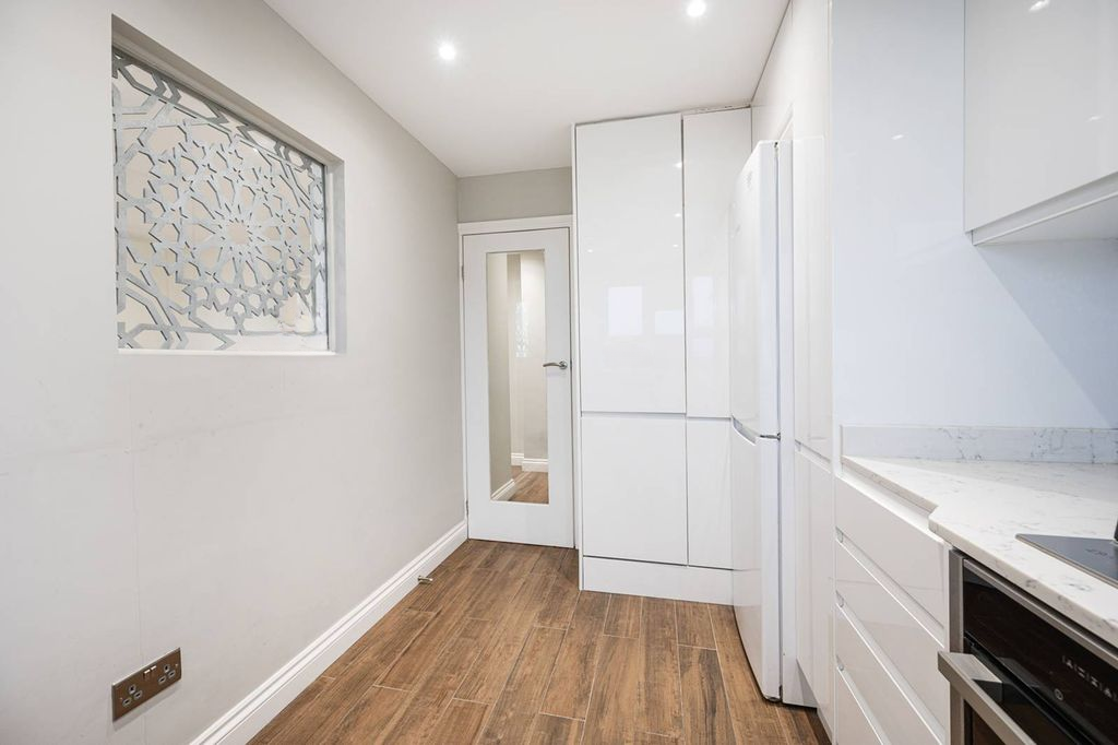 Квартира в Лондоне, Великобритания, 49 м² - фото 3