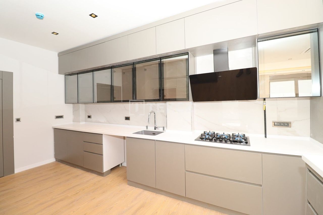 Вилла в Анталии, Турция, 400 м² - фото 18