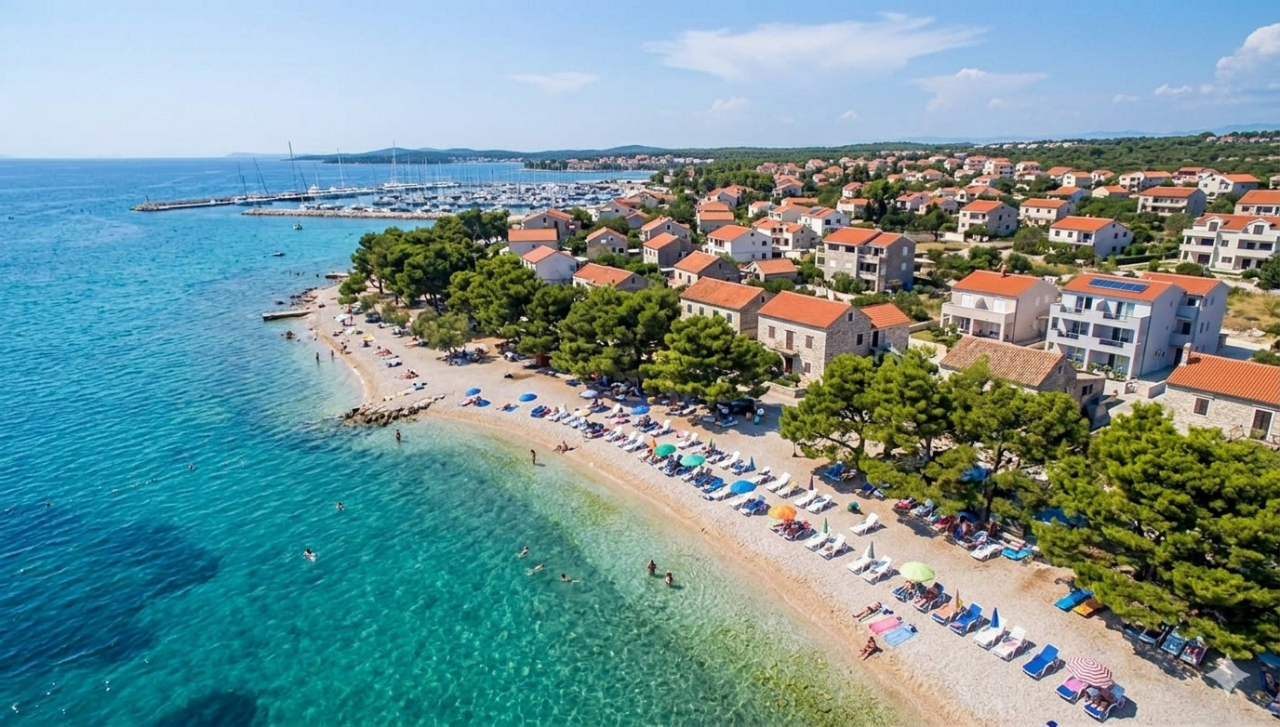 Отель, гостиница в Задаре, Хорватия, 651 м² - фото 1