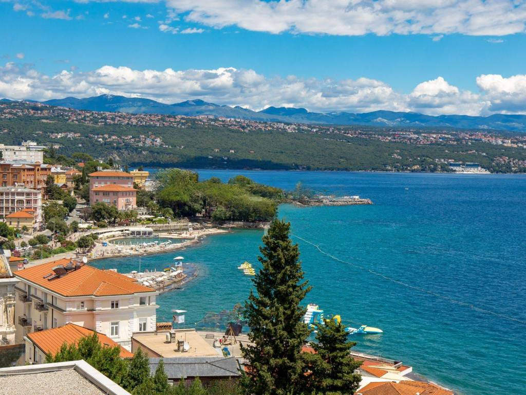 Квартира в Опатии, Хорватия, 122 м² - фото 17