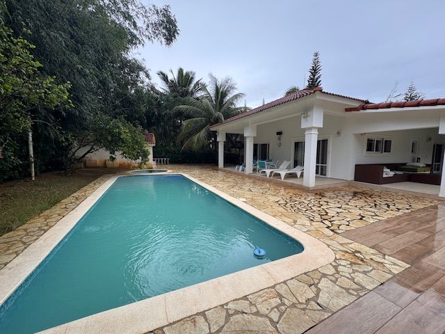 Вилла в Сосуа, Доминиканская Республика, 300 м² - фото 1