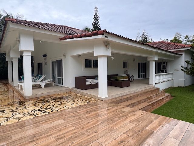 Вилла в Сосуа, Доминиканская Республика, 300 м² - фото 2