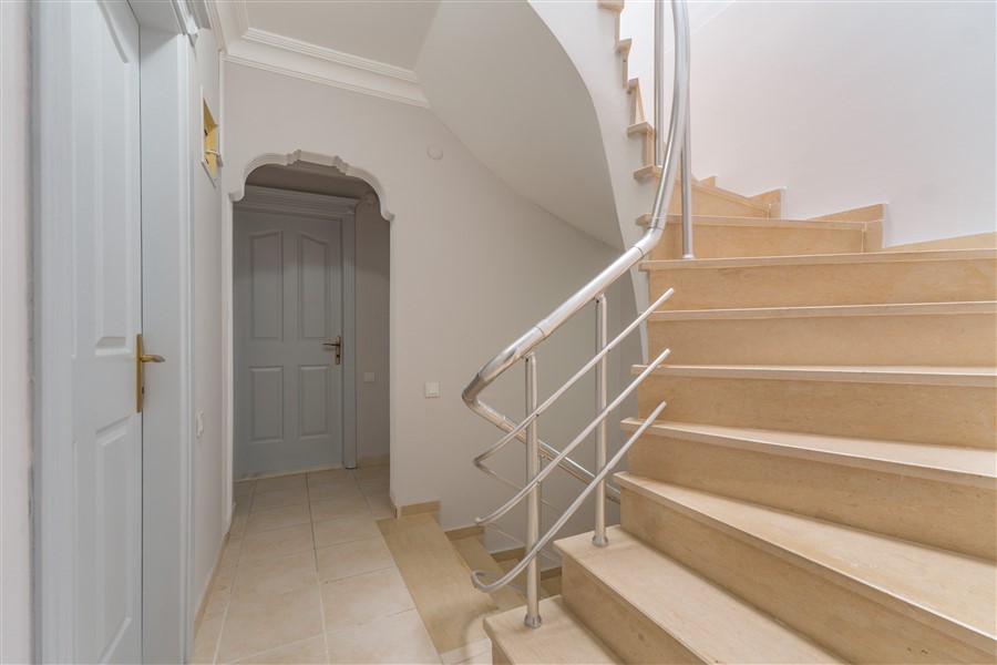 Вилла в Алании, Турция, 400 м² - фото 7