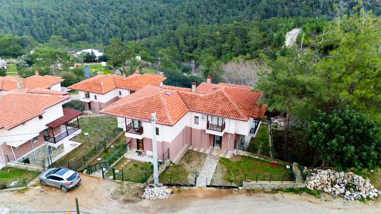 Вилла в Анталии, Турция, 250 м² - фото 2