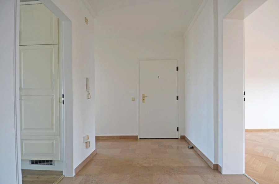 Квартира в Люксембурге, Люксембург, 100 м² - фото 2