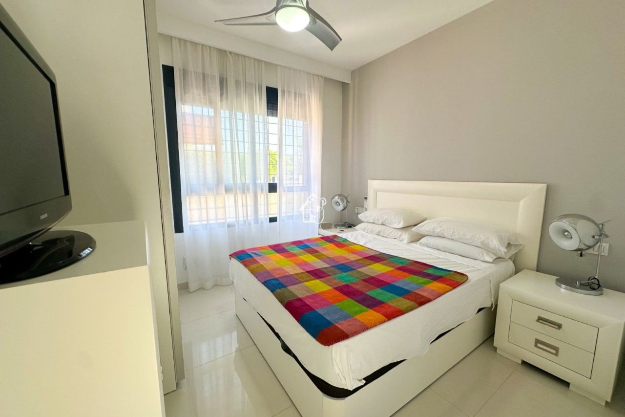 Бунгало в Пилар-де-ла-Орадада, Испания, 180 м² - фото 9