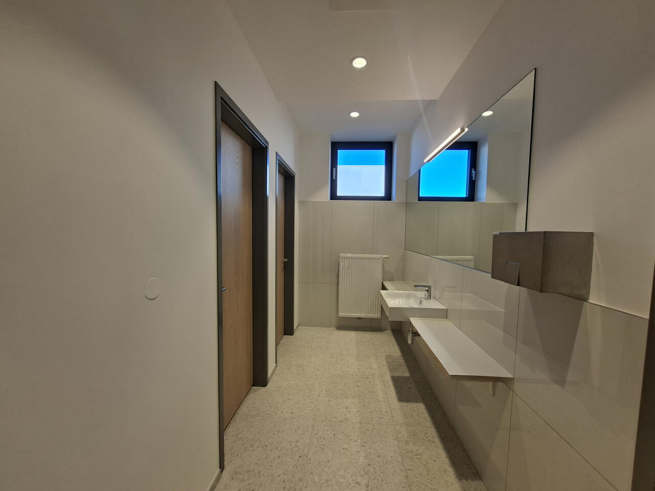 Офис в Любляне, Словения, 1 900 м² - фото 10