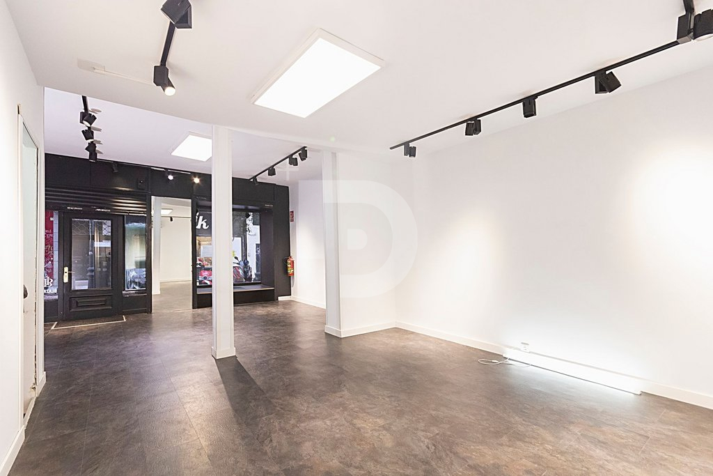 Коммерческая недвижимость в Мадриде, Испания, 533 м² - фото 1